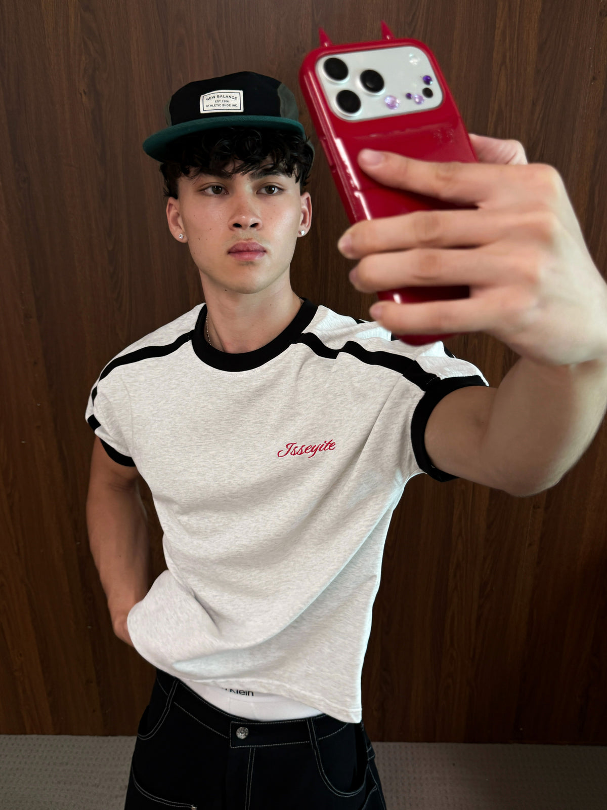 EASY RAGLAN TEE