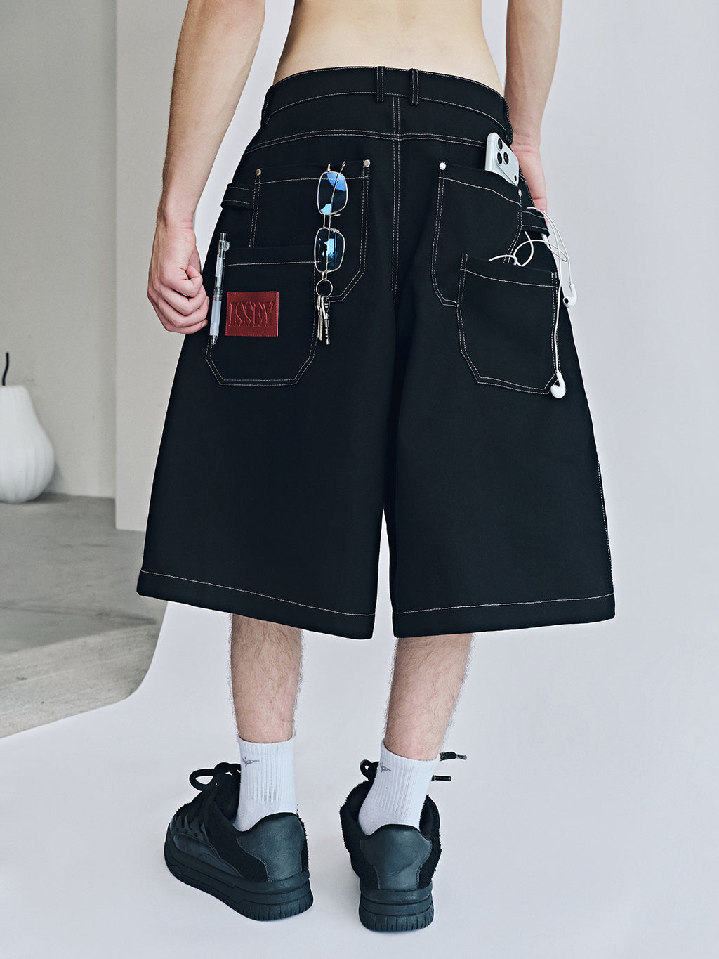 ROUNDER UTILITY SHORTS