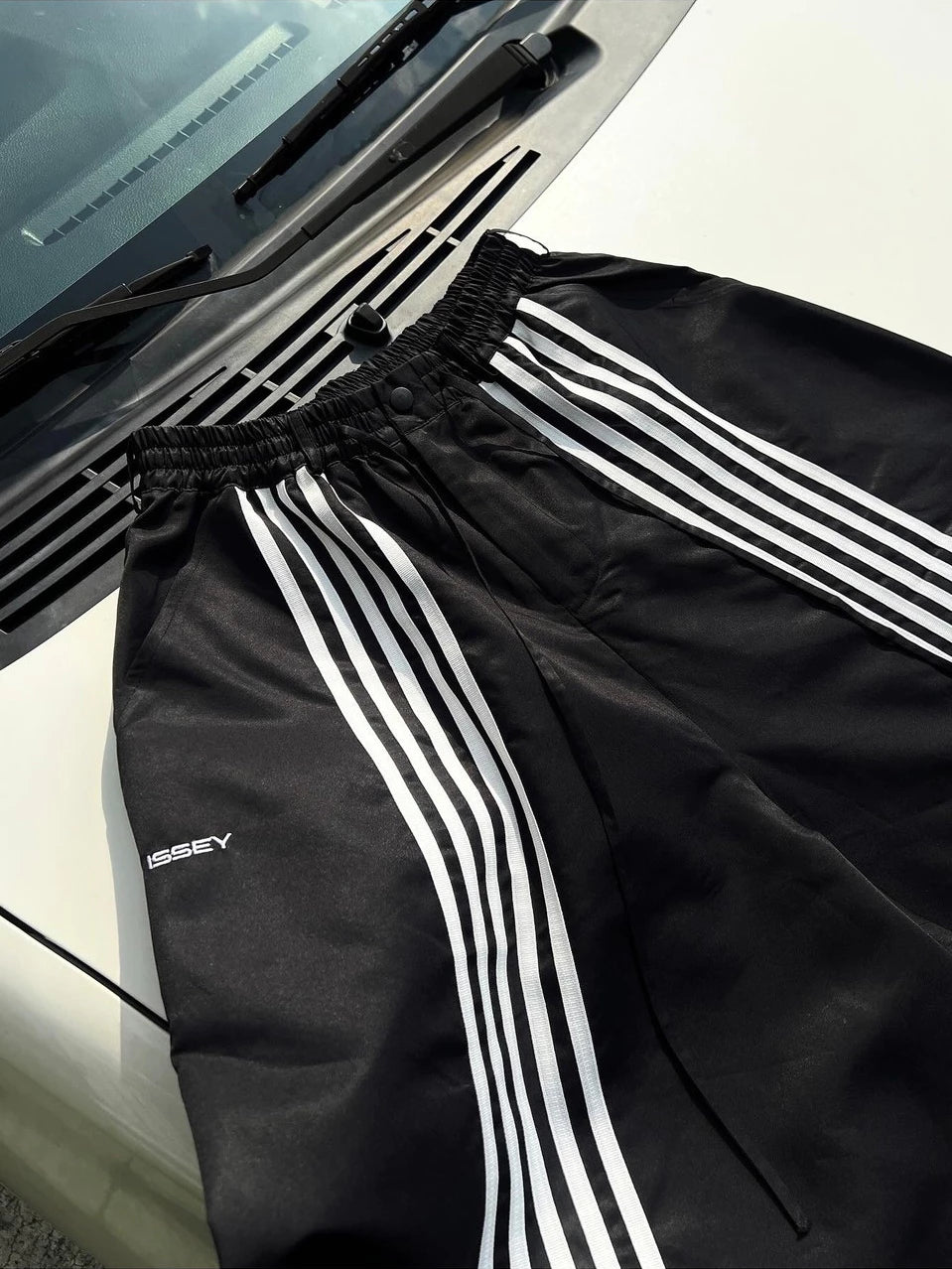 5 STRIPES WIDE PARACHUTE PANTS